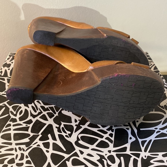 Pre-Owned Diane von Fürstenberg MUSE WEDGE PLATFORM SANDAL - Picture 8 of 12